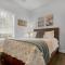 Charming Cottage w Pool, Walkable to Downtown - سانت أوغيستين