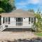 Charming Cottage w Pool, Walkable to Downtown