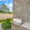 Remodeled Historic 1800s Carriage House, The Castle Garden, Colonial Modern Mansion