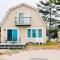 Beach Club of Oscoda Beach House on Lake Huron