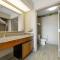 Scottsdale 2 bd 2 ba furnished apt 4 full beds