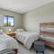 Comfy Waterfront Condo at Tennisplace Sanibel