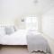 Superior house for 6 near beach w parking garden - West Wittering