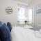 Panoramic sea views in beachfront apt w balcony - 博格诺里吉斯