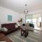Stunning Beachfront Apt w Balcony & Sea Views