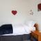 Stunning Beachfront Apt w Balcony & Sea Views - Bognor Regis