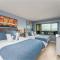 Luxury, Direct Oceanfront Unit and Balcony, Southeast Corner, Heated Pool, Garage Parking - شاطئ أورموند