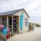 Stunning Beachfront Apt w Balcony & Sea Views - Bognor Regis