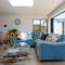 Luxury designer coastal home for 10 with hot tub - West Wittering