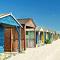 Luxury designer coastal home for 10 with hot tub - West Wittering