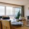 Sunny seafront chalet - sleeps 6