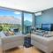 Luxury Lake View - 1 Bedroom