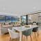 Lakeview Luxury Vista