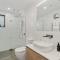 Lakeview Luxury Vista