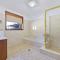 Spacious Family Home - Leafy Suburb Pet-Friendly