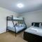 Brookfield - Large Entertaining Home, Sleeps 10