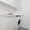 Villa on Matthews - Modern & Cosy, Escape for 2