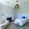 Distinguished Heritage Oasis - Sleek & Stylish, Pet Friendly - Dubbo