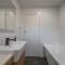 Artful Abode - Duntryleague, Vibrant Decor