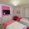 Ribbon New House 5 Minutes to Disney