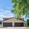 Retreat on Ridgeview - 3 bedroom Retreat on Ridgeview - 3 bedroom