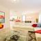 Spacious 5BR Private Pool Beautiful Decor - Davenport