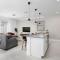 Modern Chic-Spacious, Private Pool, Prime Location - 基西米