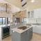 Stylish Villa with Brand-New Furniture, Panoramic Ocean Views, and Infinity Swimming Pool & Hot Tub