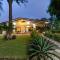 3-BD Home with Pool Walk to Beach - Potrero