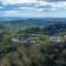 Mountaintop 4-Bedroom with Pool Huge Views Mountaintop 4-Bedroom with Pool Huge Views