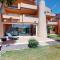 Spacious ground floor apartment - EO2402MM
