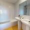 Spacious ground floor apartment - EO2402MM