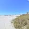 Mai Taid Beach House 1 Minute Walk to Beach - Myrtle Beach
