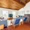 Beechwood Bungalow - Where Comfortable Coastal and Calm Meet Waves Water and WOW - Freeport