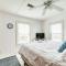 Beechwood Bungalow - Where Comfortable Coastal and Calm Meet Waves Water and WOW - Freeport
