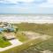 Beechwood Bungalow - Where Comfortable Coastal and Calm Meet Waves Water and WOW - Freeport
