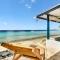 Pixel Paradise Oceanfront Villa with Stunning Views - Kralendijk