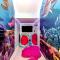 Luxury 9 Bed villa Jungle bedroom w slide gameroom