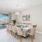 Luxury 9 Bed villa Jungle bedroom w slide gameroom