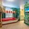 Luxurious New 9BR Villa w Game Room Theater Pool