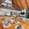Spring Home 6 - Cozy 4BR Cabin in Black Butte Ranch w Fireplace - Black Butte Ranch