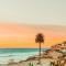 The Beachside Hideaway 3 blocks From The Beach!