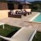 Villa spacieuse à Saint-Saturnin-lès-Apt avec piscine privée 350 m² - 圣萨蒂南艾普特