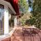 StayVista at Cosy Crest with Bonfire, BBQ and WiFi