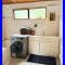 Romantic vintage retreat away in West Auckland