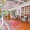 Snooze-A-Lot Guesthouse