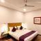 Hotel Mavens White Artemis Hospital Road Sector 52 Gurgaon
