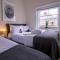 Cosy 2-Bedroom Apartment in Mayfair 8CB - 4th floor no elevator - 伦敦