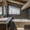 Chalet Eisstock