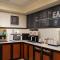 Hampton Inn & Suites Chicago/Aurora Hampton Inn & Suites Chicago/Aurora